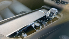 Volvo XC90 2.0 B5P Plus Edition Dark 5dr AWD Geartronic Petrol Estate